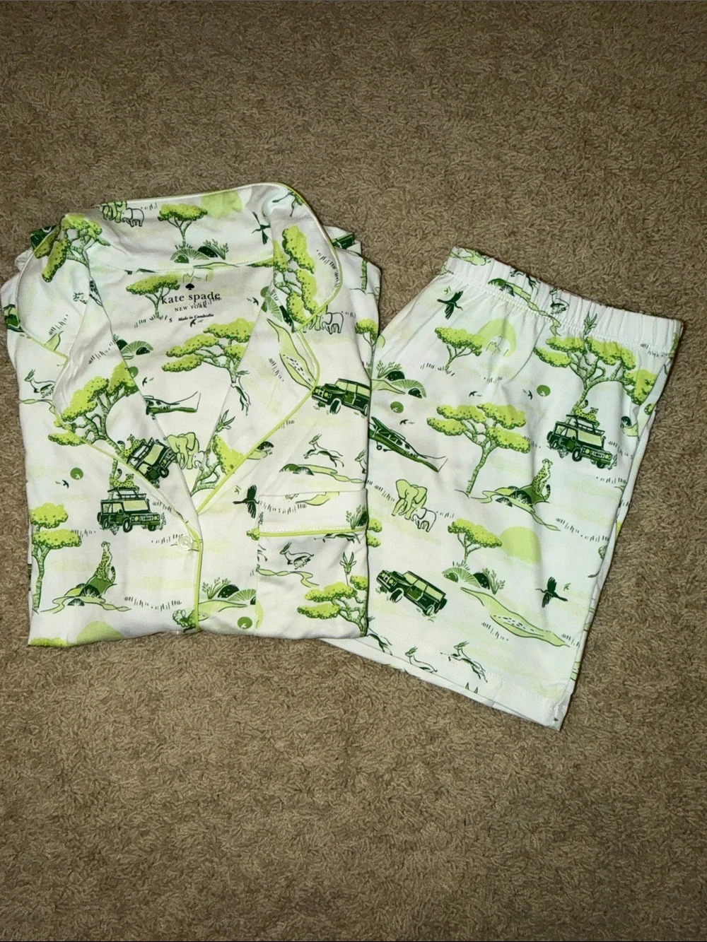 kate spade White and Green Safari-Print Short Pajama Set